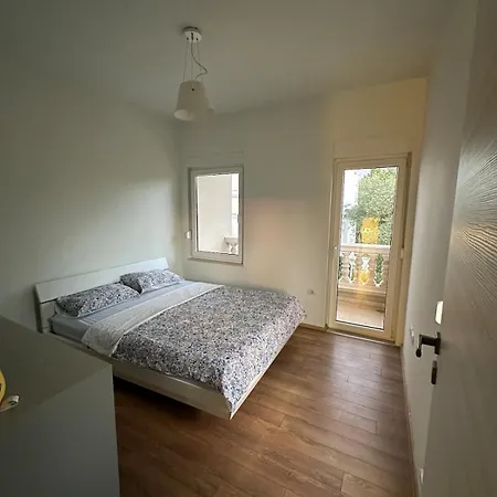 Villa White House Tirana