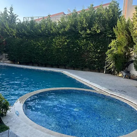 Villa White House *