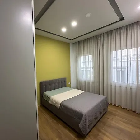 White House Villa Tirana